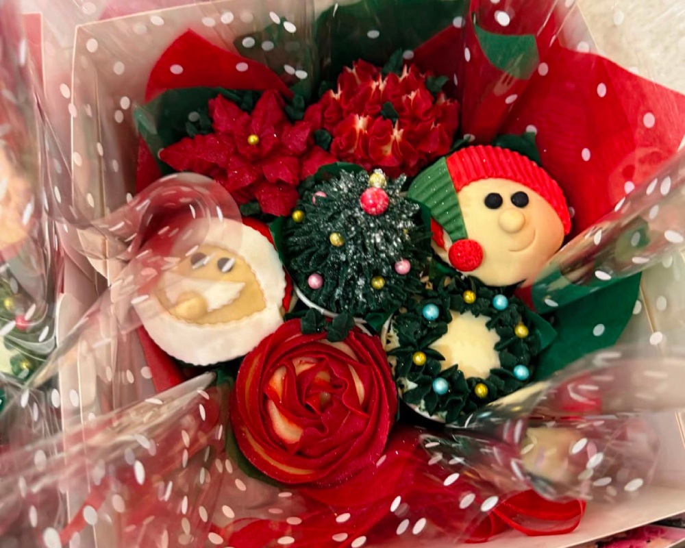 Christmas Themed Cupcake Bouquets - Ayrshire