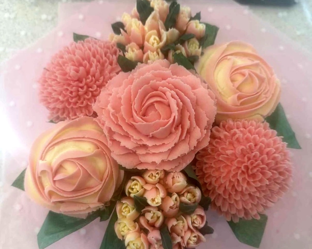 Deluxe Cupcake Bouquets - Ayrshire